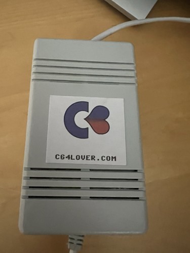 VERY RARE VINTAGE WORKING COMMODORE C128 COMPUTER with over 30 games + extras - Afbeelding 5 van 21