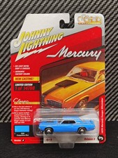 Johnny Lightning Classic Gold Blue 1970 Mercury Cougar Eliminator 164 Scale