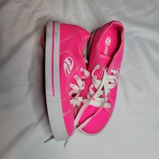 Heelys Girls Size 4 Hot Pink  Perfect For The Active Young Girl 