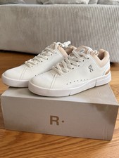 On THE ROGER Advantage Damen Sneaker Low Top ...