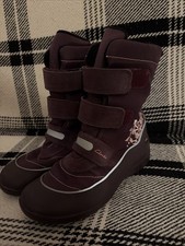 Snow Boots Big Girls Sz 2.5