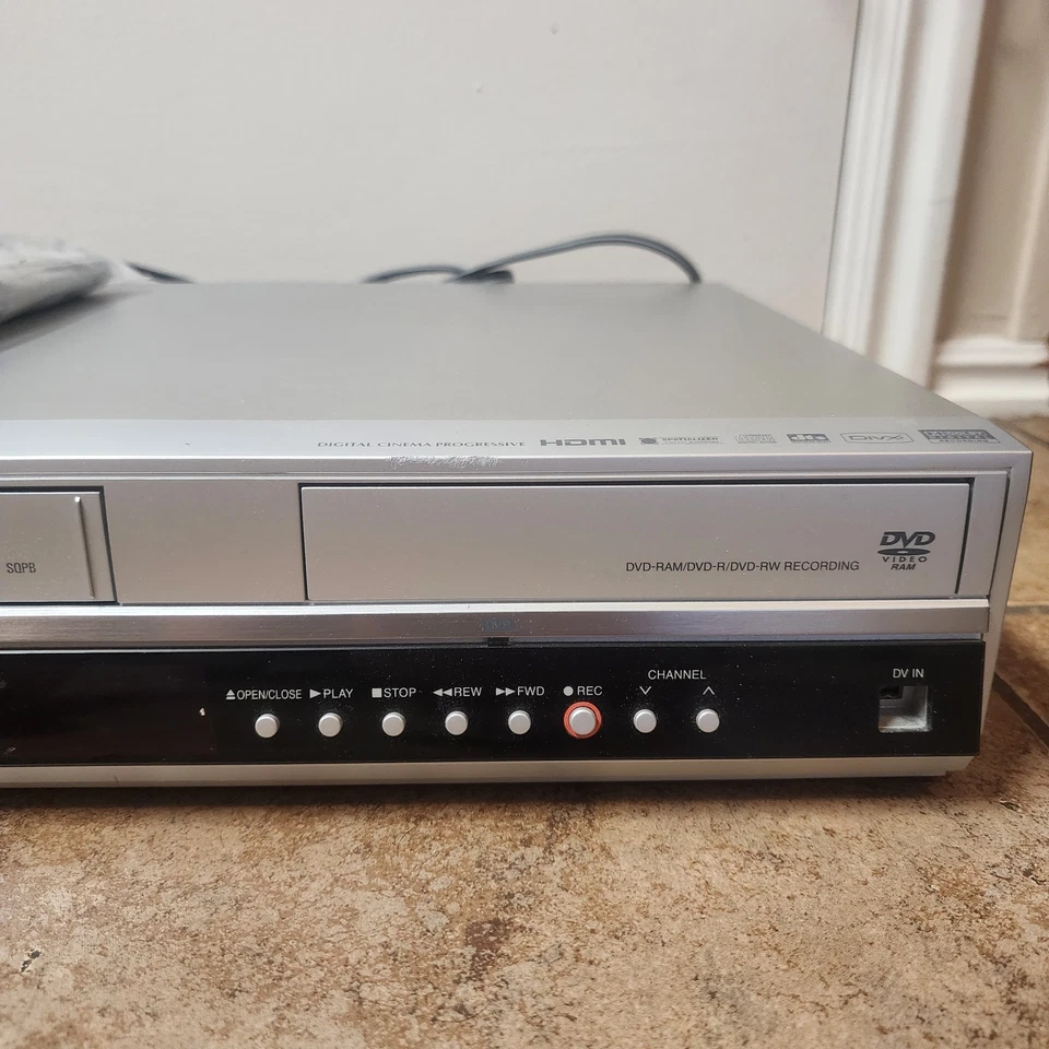 Toshiba D-VR5SU VCR DVD CD Combo Reproductor Grabadora Grabadora HDMI Control Remoto FUNCIONA Foto 3 de 4