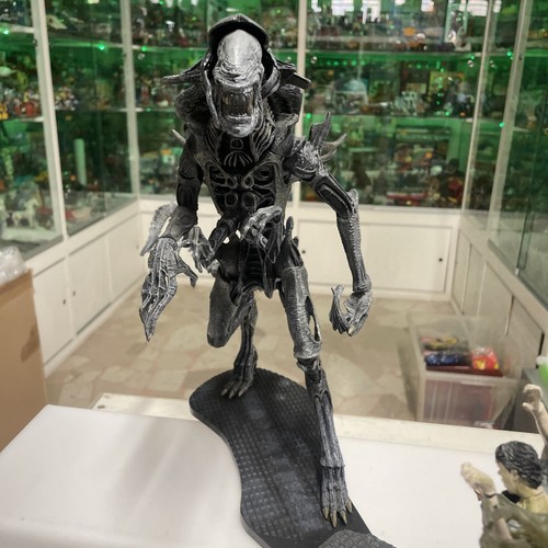 McFarlane Toys 2003 Movie Maniacs Alien Queen Deluxe Set- Action Figure 75 cm - Imagen 5 de 9