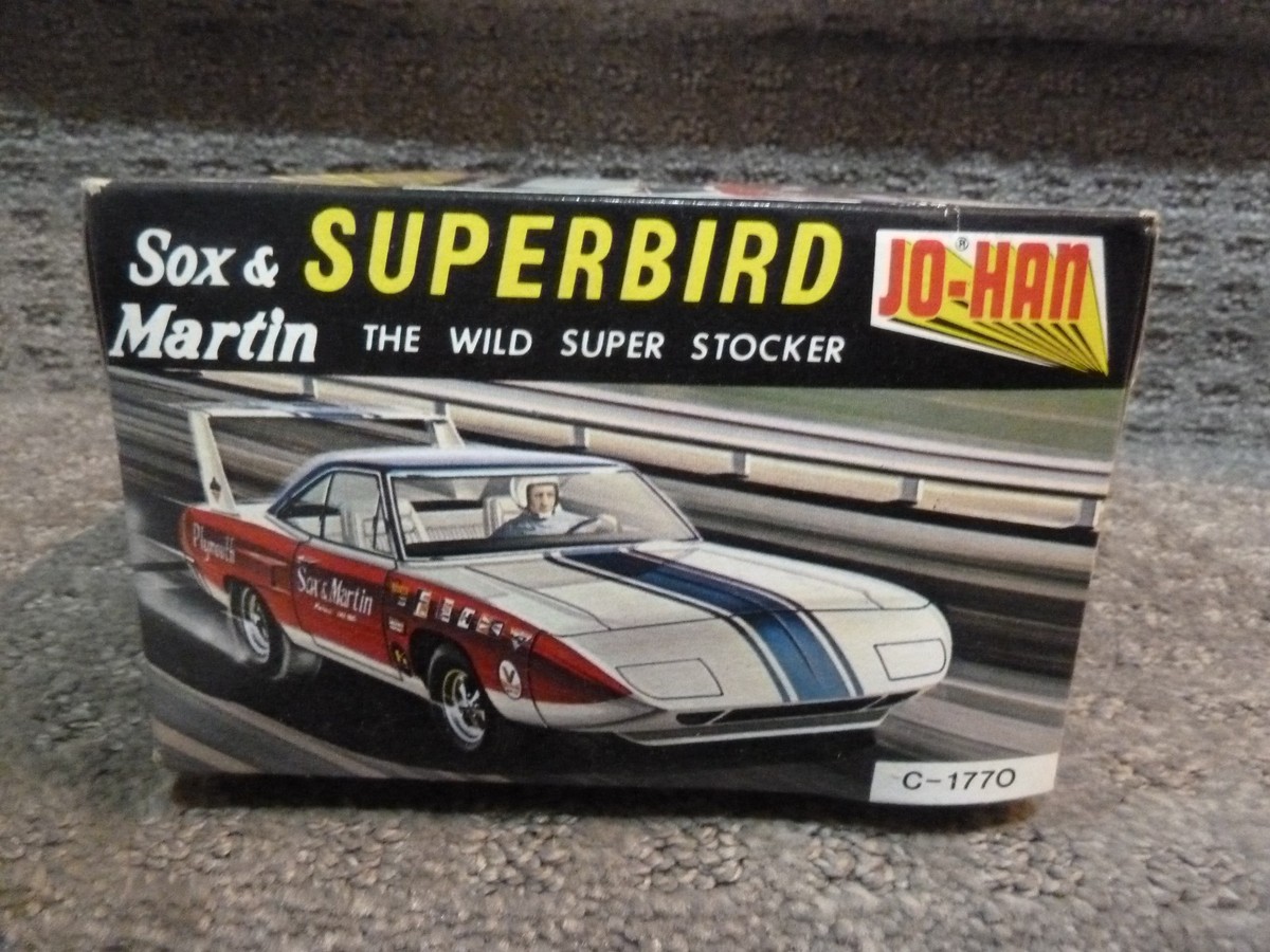 Jo-Han 1970 Sox & Martin 70 Superbird Stock or Race 1/25 FS Model