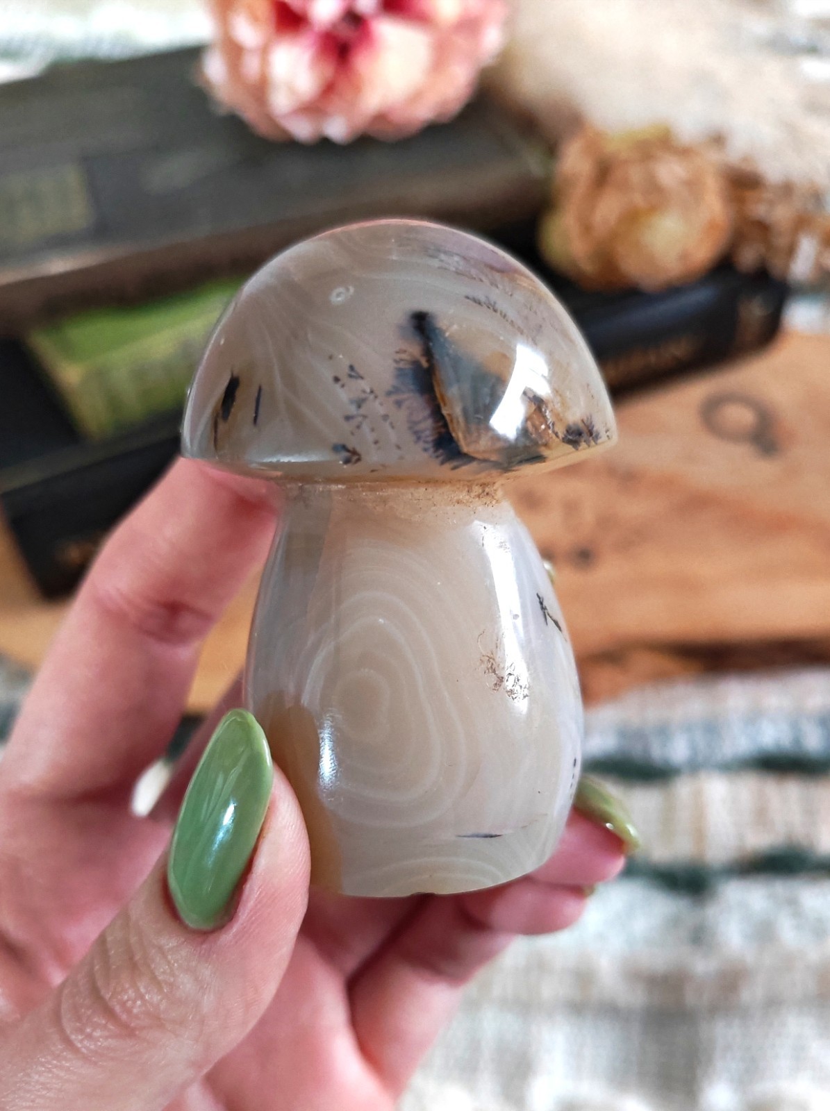 Large Agate Mushroom Carving Dendrite Dendritic Crystal Carved Natural Crystals