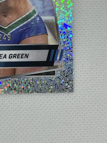 Chelsea Green 2025 Topps Chrome WWE Speckle Refractors /249 #104 - Bild 3 von 6