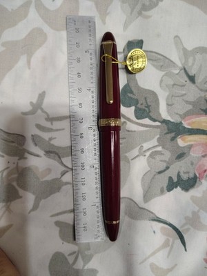 SAILOR FOUNDED 1911 BORDEAUX RESIN ROLLER BALL PEN MADE IN JAPAN 
