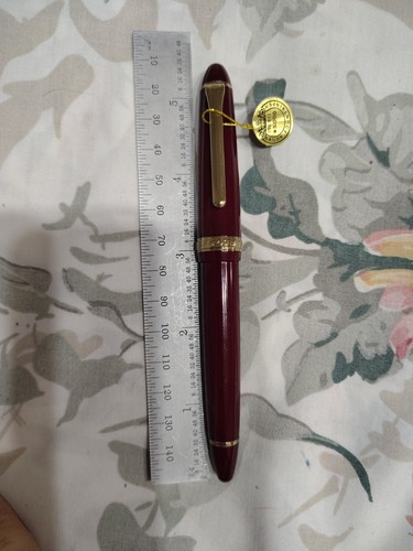 SAILOR FOUNDED 1911 BORDEAUX RESIN ROLLER BALL PEN MADE IN JAPAN