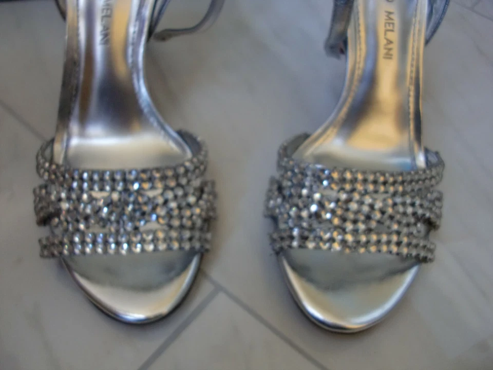 ~ANTONIO MELANI~LYDIA~PLATA~Correa para el tobillo~Cuero Piedras Tacones Sandalias talla 7.5M Foto 3 de 4