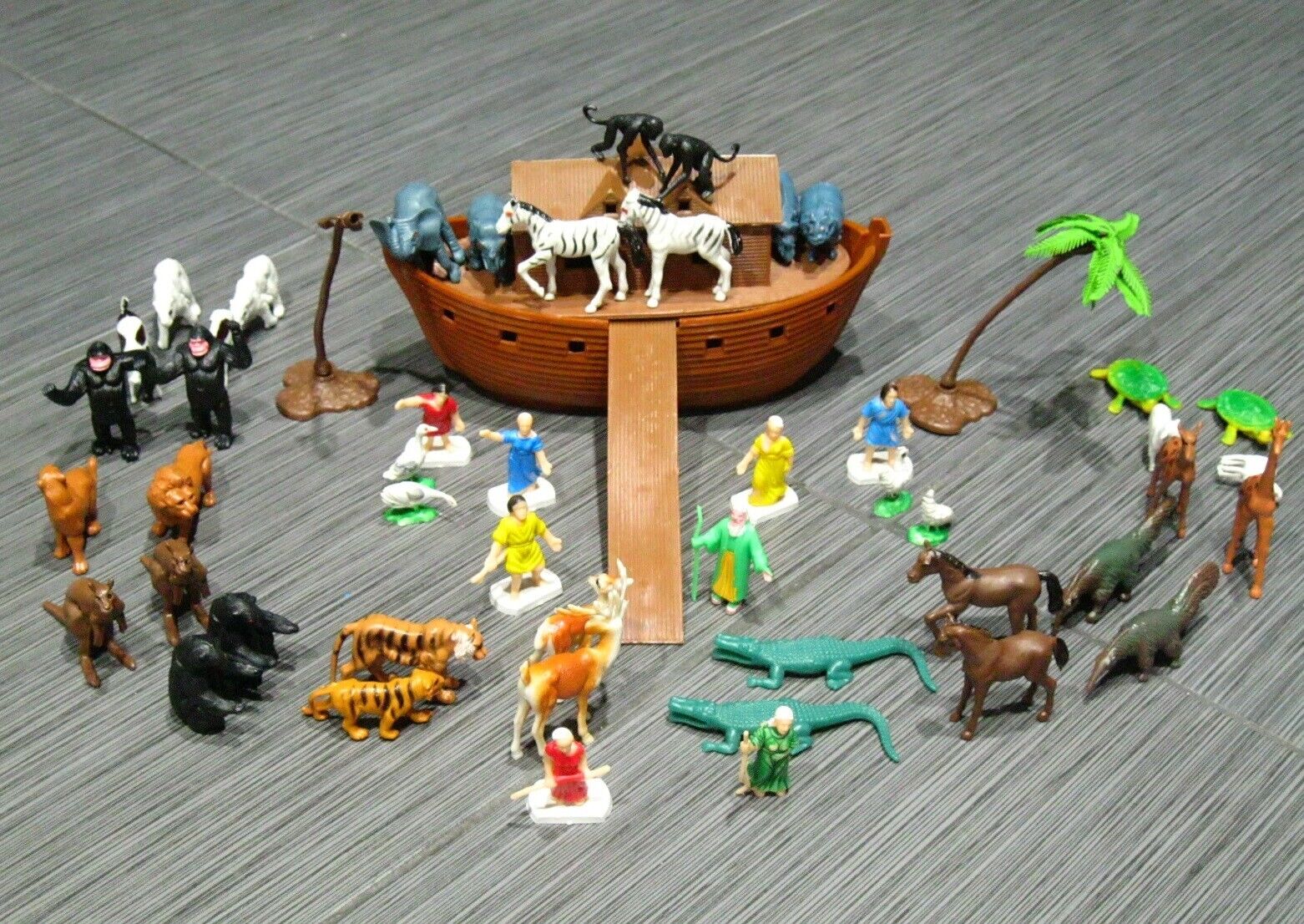 færge Opmærksom Perioperativ periode Miniature NOAH&#039;S ARK Boat Animal Biblical Bible Playset with Box  1960&#039;s VINTAGE | eBay