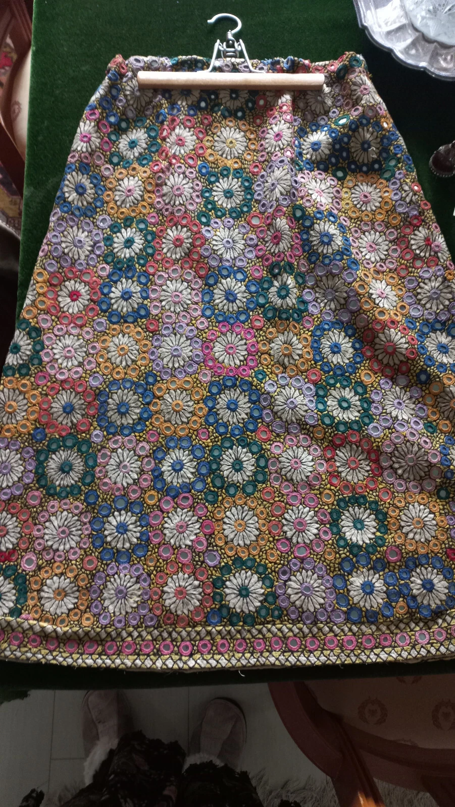 ladies hand embroidered skirt sz 12 - 14