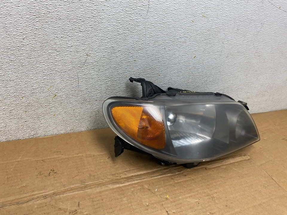 2001 to 2003 Mazda Protege Right Passenger RH Side Black Headlight OEM M6834 DW - Image 3 of 4