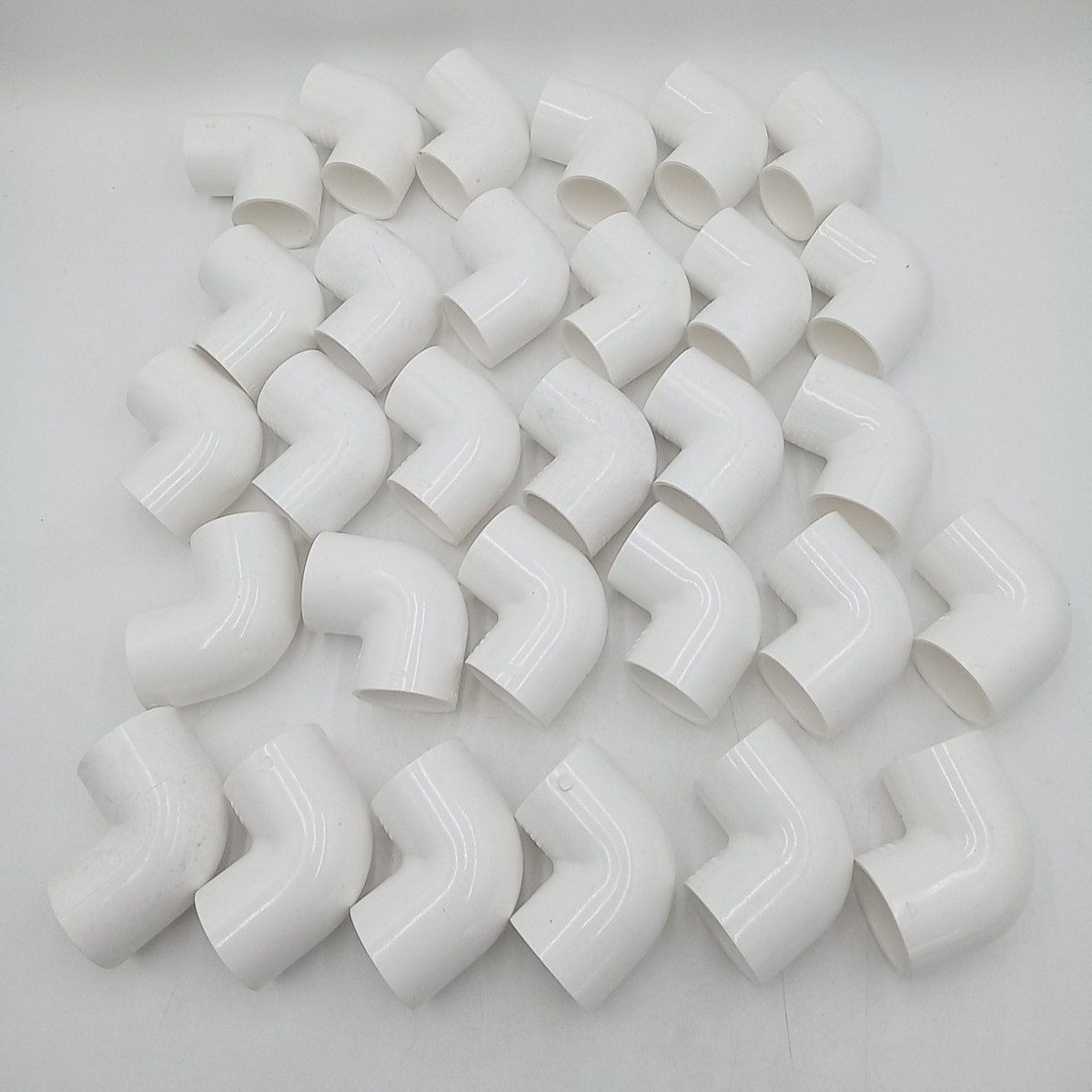 Lesso America 406 Series PVC Pipe Fitting 90° Ell Schedule 40- 1-1/4" 30 PACK
