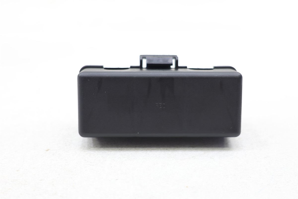 NEW OEM GM Power Distribution Junction Block 19151476