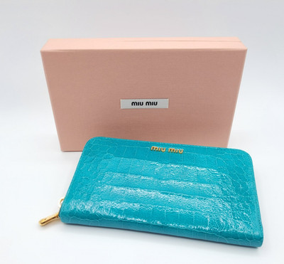 MIU MIU Crocodile Embossed Saint Cocco Lux Zip Around Wallet Turchese NWT