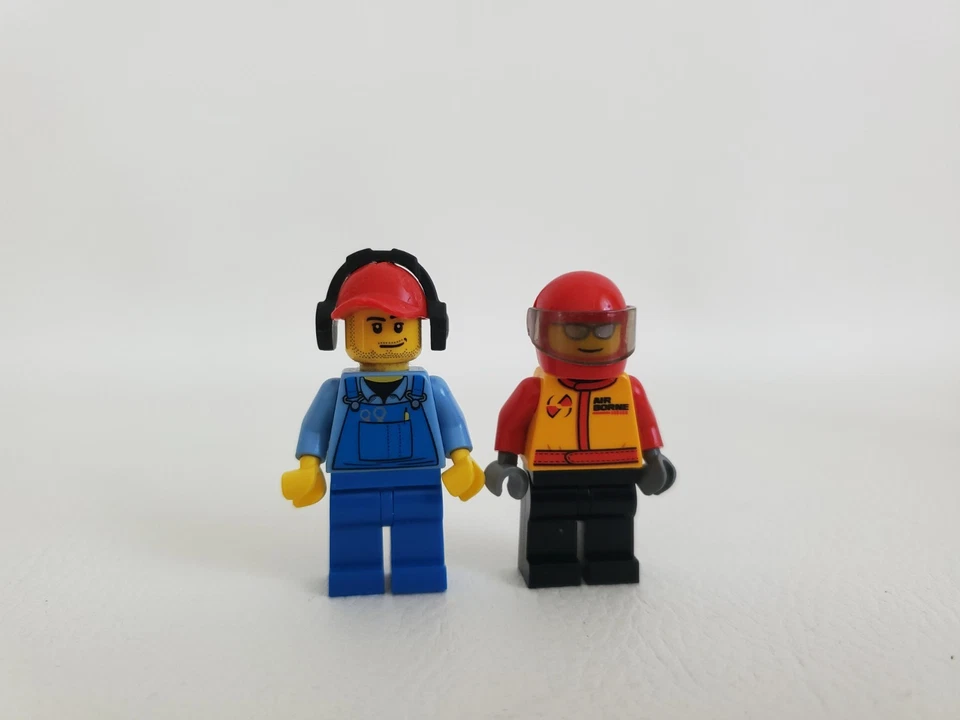 LEGO City 60019 Stunt Plane Avion de voltige Pilote Véhicule Minifigs - Complet, photo 2 sur 5