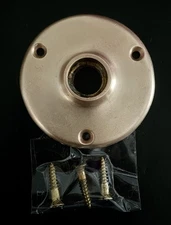 ANTIQUE SARGENT ROUND BRASS CAST DOOR KNOB ROSETTE/BACKPLATE/ESCUTCHEON~~