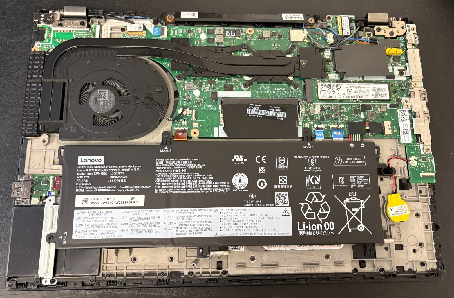 Lenovo ThinkPad P15s Gen 2, 15-Inch Laptop, with i7-1165G7, 512 GB SSD (Solid State Drive), Windows 11 Pro