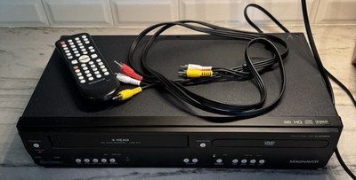Magnavox DV220MW9 DVD VHS VCR Combo Player Recorder 4 Head w/ OEM Remote Bundle