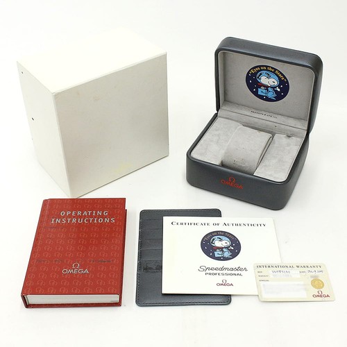 OMEGA Speedmaster Snoopy Award 3578.51 second hand mens - Picture 10 of 11