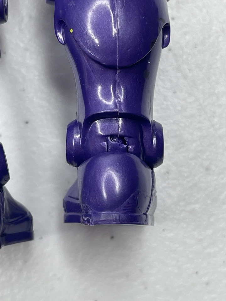 Marvel Legends X-Men ONSLAUGHT Completo BAF con Pie Calavera Roja Ligeramente Dañado Foto 3 de 4