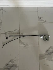 2020 Tesla Model S Rear Liftgate Trunk Lid Cinch Lock Latch Actuator OEM