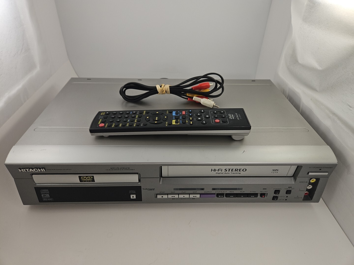 Hitachi DVD/VCR Combo DVPF2U HiFi VHS Player Recorder TESTED WORKING