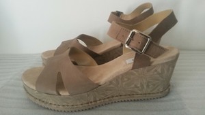 clarks wedge sandals