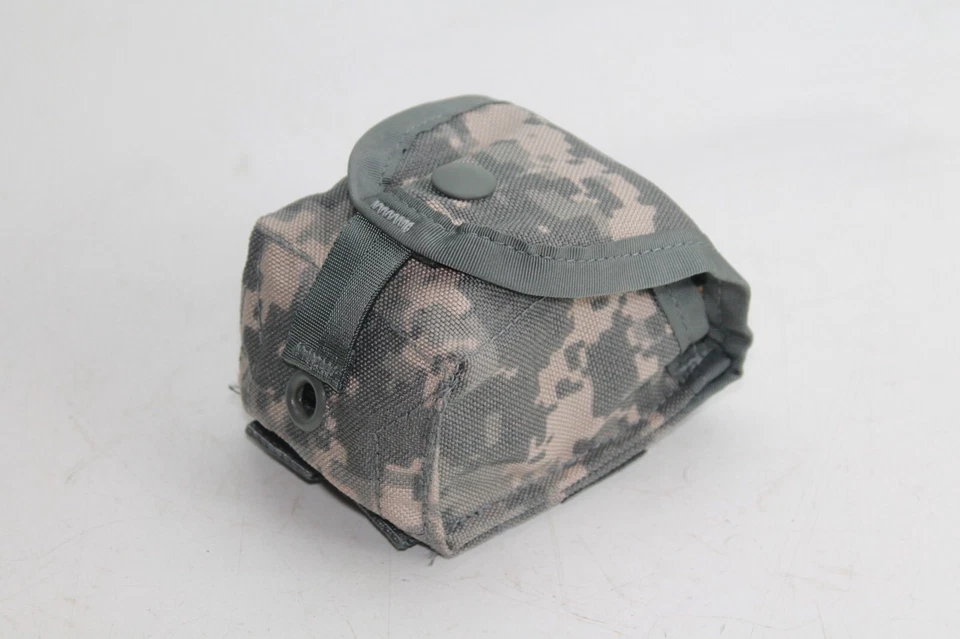 U.S.Army Handgranate Tasche Grenade Pouch Pocket Molle II ACU Orig. 1A