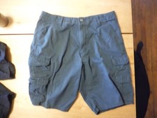 Wrangler Men's Cargo Shorts Size 34, Hardly Worn Great Condition