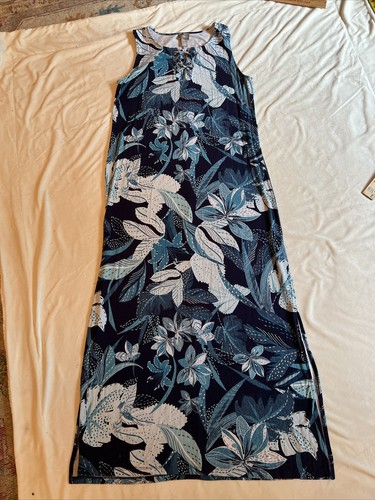 Chicos Maxi Dress Women’s Size 1 Blue Tropical Sleeveless Stretch Sexy Comfy