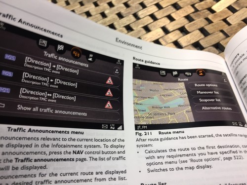2018 2017 BENTLEY BENTAYGA OWNERS MANUAL W/ NAVIGATION & TV SECTION INSIDE 🚘🚗 - Picture 8 of 12
