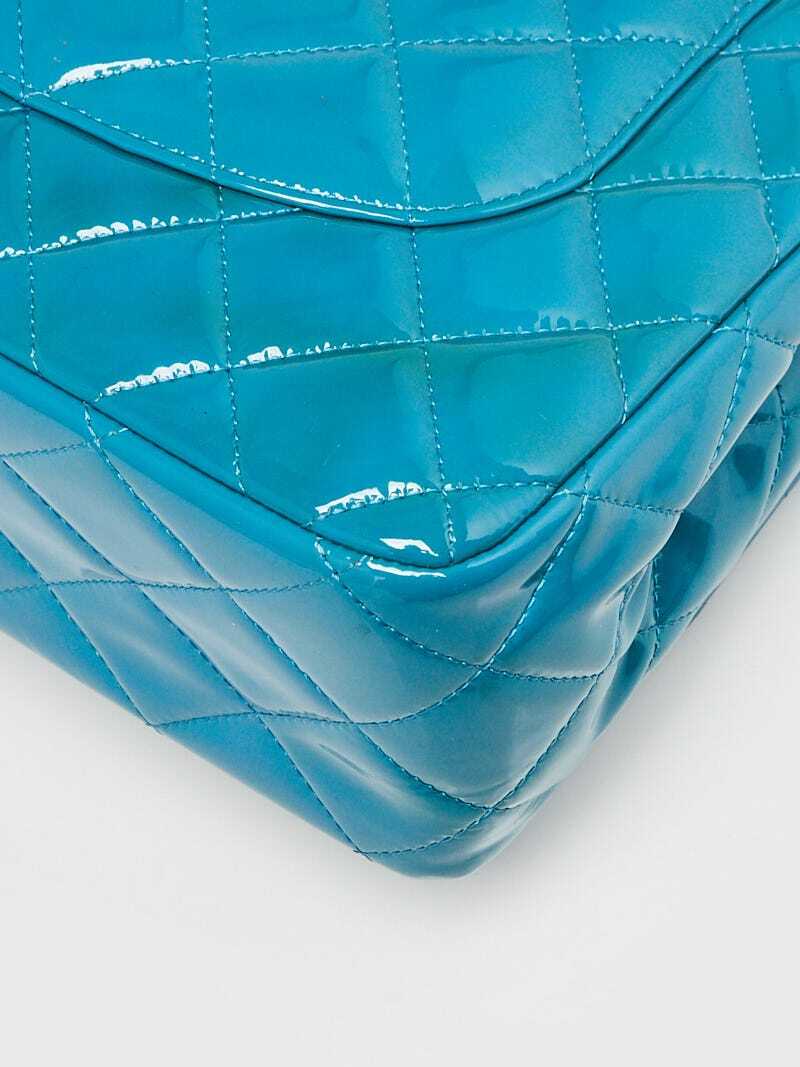 ショルダーバッグ・ポシェット × ヴィンテージ(中古) Chanel Patent Classic Jumbo Chanel Blue Quilted Patent Leather Classic Jumbo Double Flap