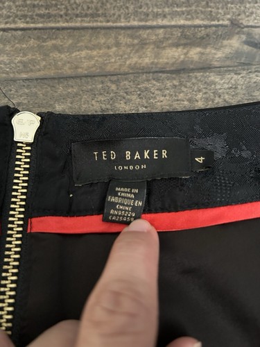 Ted Baker Lost Gardens Bleistiftrock mit Rautenmuster, Größe 4 (10) schwarz - Bild 3 von 9