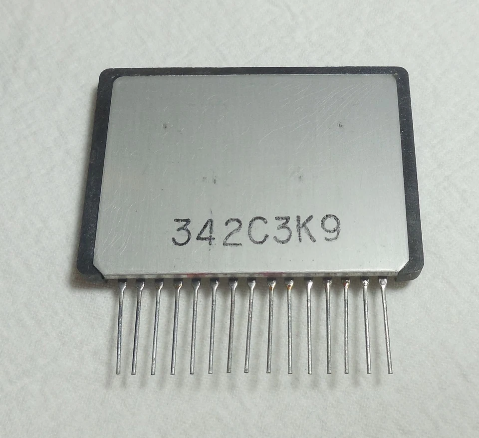 Cantidad (1) Amplificador Estéreo Sanyo STK3042 I.C. Foto 3 de 4