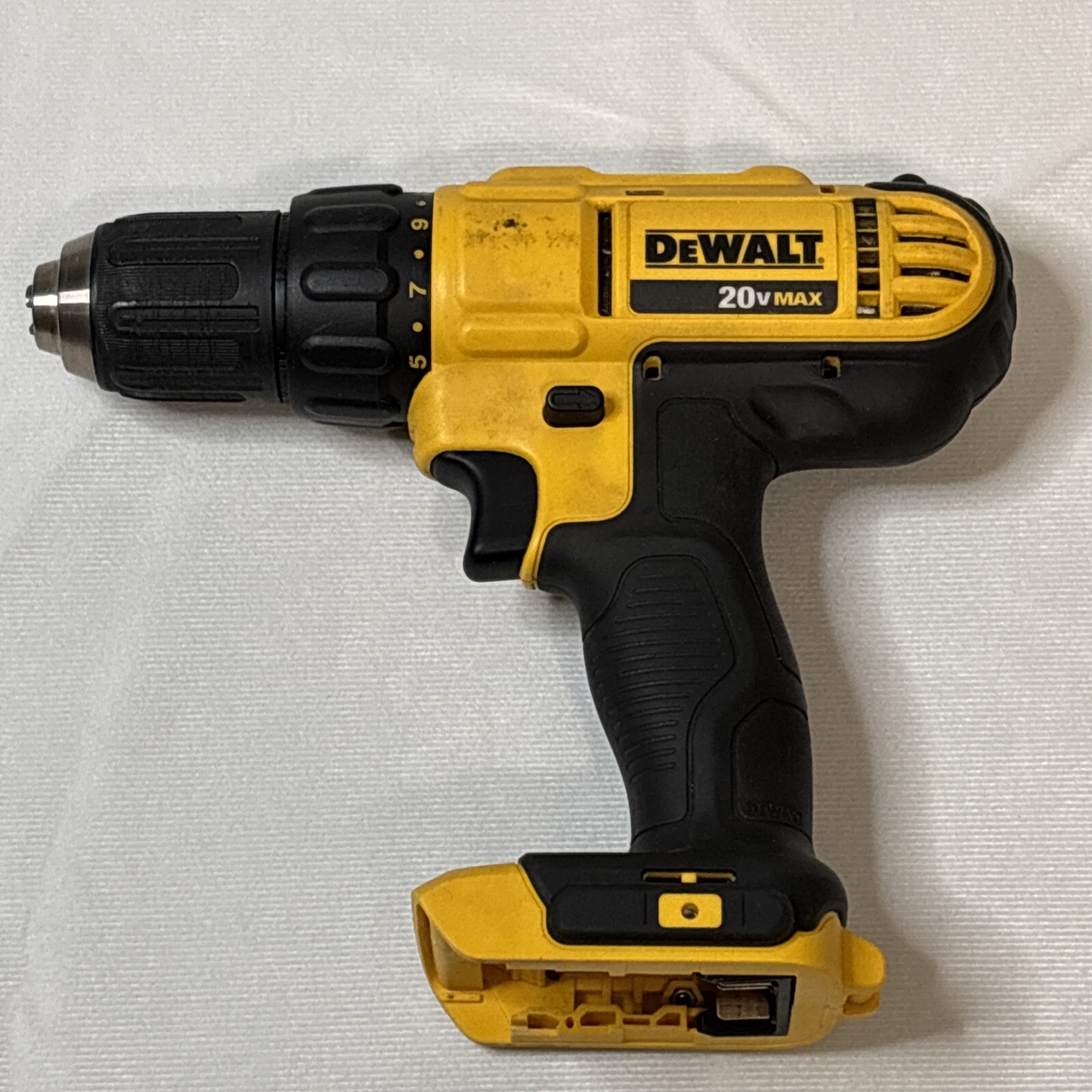 DEWALT 20V Max Compact Cordless Drill Driver DCD771 For Repair