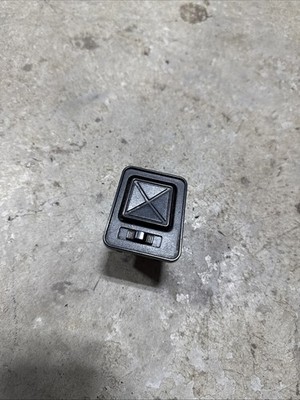 Jeep Cherokee XJ 84-96 OEM Electric Door Mirror Switch Power 56000911 (RC94)