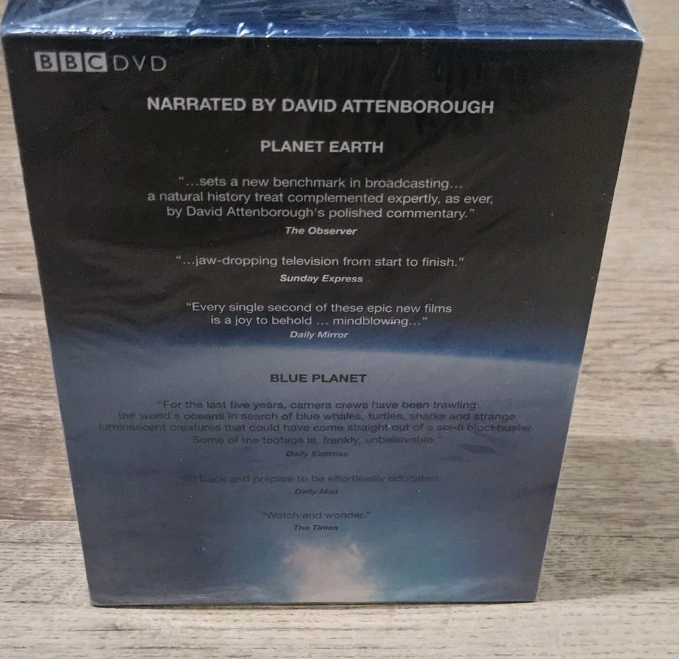 The Complete Planet : Planet Earth / Blue Planet - 9 disc DVD boxset - Image 2 of 4