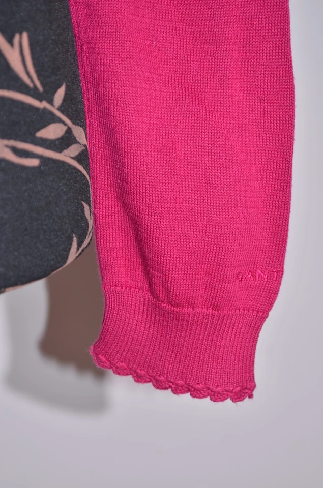 GANT Women’s Cropped Cardigan Sweater Long Sleeve Fuchsia Cotton Wool Knit Sz S - Image 3 of 4