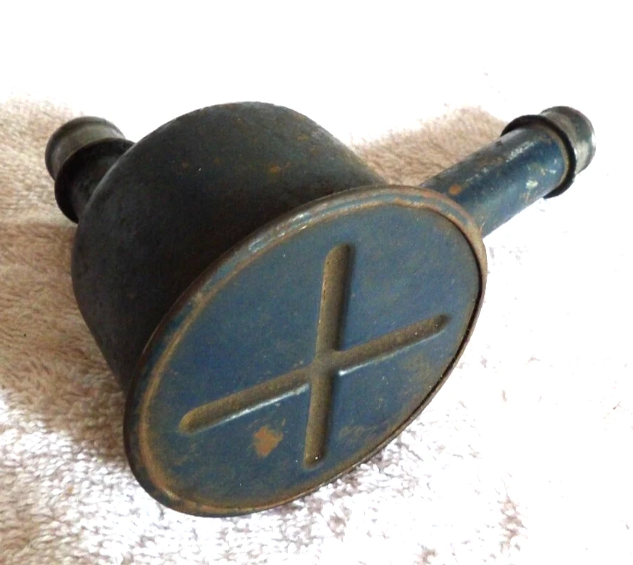 1968-1970 OEM CADILLAC DEVILLE CALAIS VALVE COVER OIL BREATHER - Image 2 of 2