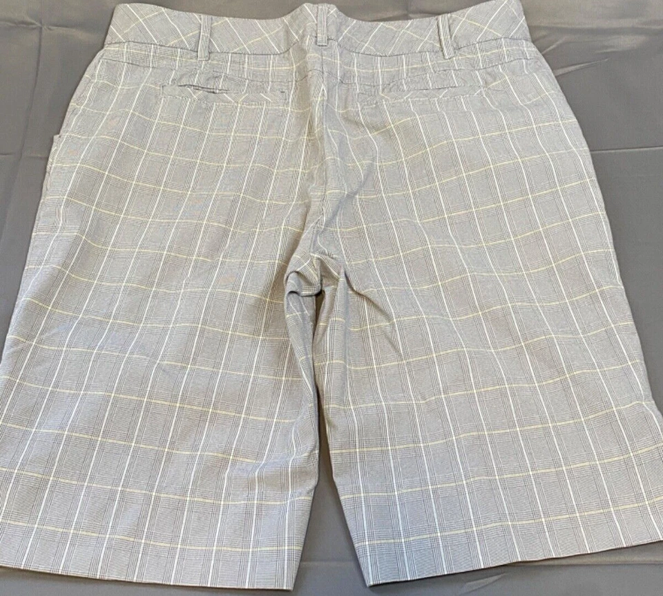 Cutter & Buck Mens Shorts Plaid Check Gray US 14 Measured 34-36 Waist - Image 2 of 4