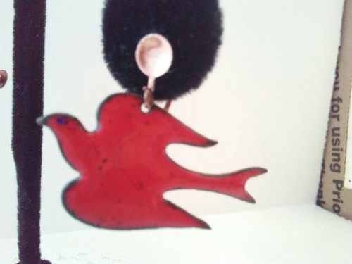 Vintage Solid Copper Figural Dove Bird Red Enamel Screw Back Earrings - Picture 7 of 12