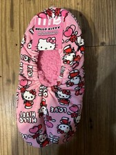 Hello Kitty Valentines Slippers Fits Size 4-10 CVS Snuggle Toes Pink Heart   