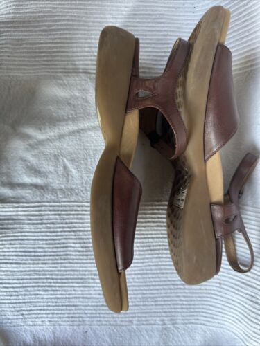 Dansko adjustable ankle strap comfortable sandal brown leather 42 - Picture 3 of 5