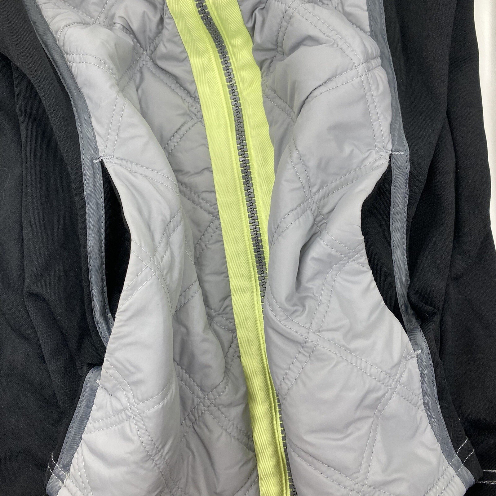 Reebok RBX Womens Running Jacket Quilted Size M Thumb Holes Full Zip Black Gray thumbnail 3