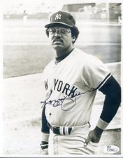 Reggie Jackson Baseball Cards, Rookie Cards and Autographed Memorabilia Guide 27