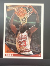 1993 Topps Gold 23 Michael Jordan Bulls Mint Centered
