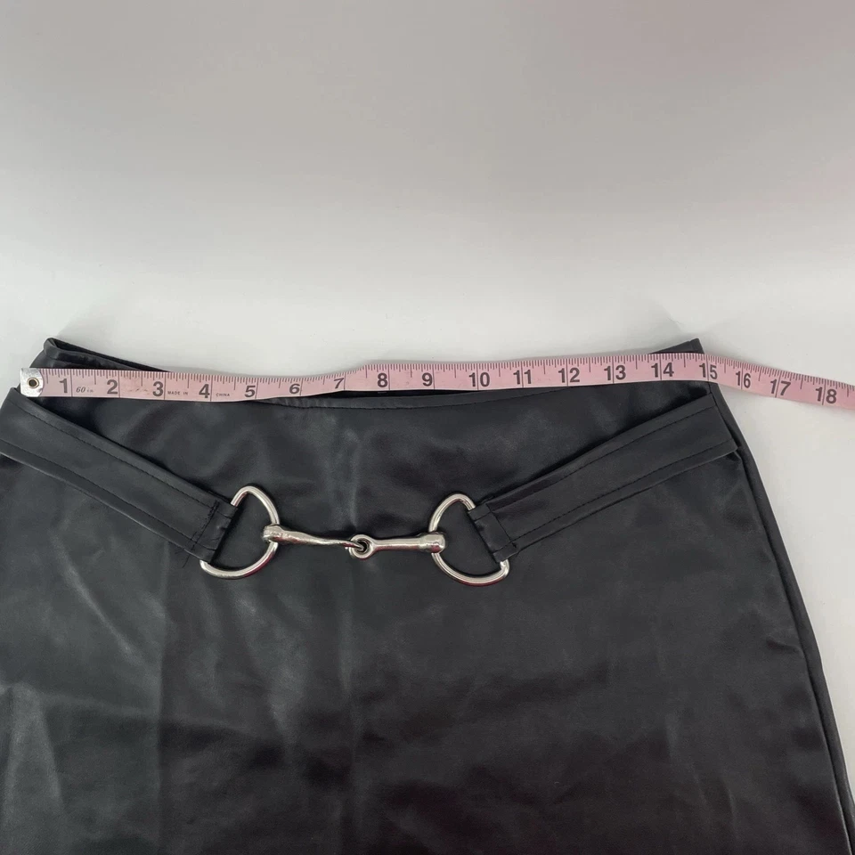 Xoxo Vegan Leather Mini Skirt Size 11 Black Vintage Y2K Goth Grunge Metal Punk - Image 3 of 4