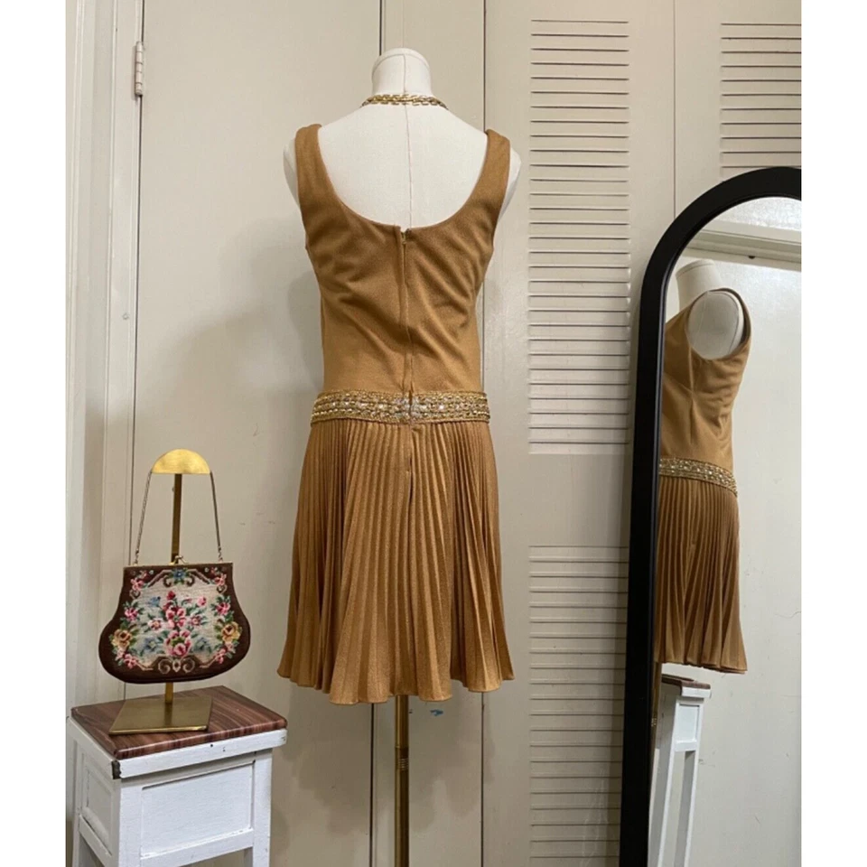Vintage 1960’s Shimmery Metallic Gold MOD/Cocktail Original Jr. Them NY Dress - Image 3 of 4
