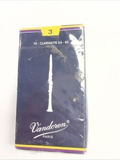 Vandoren Traditional Bb Clarinet Reeds Strength 3 Box of 10
